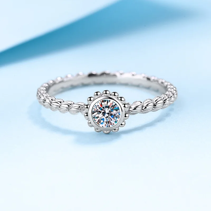 Twisted Shank Sunflower Ring 0.3ct Women Moissanite PT950 Platinum - Comfortable Fit, Skin friendly Soft Touch