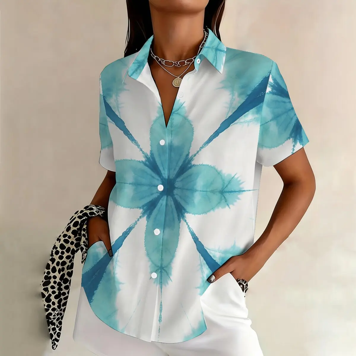 

Plus-size women's art print short-sleeved shirt, casual style, loose and comfortable, versatile for everyday wear