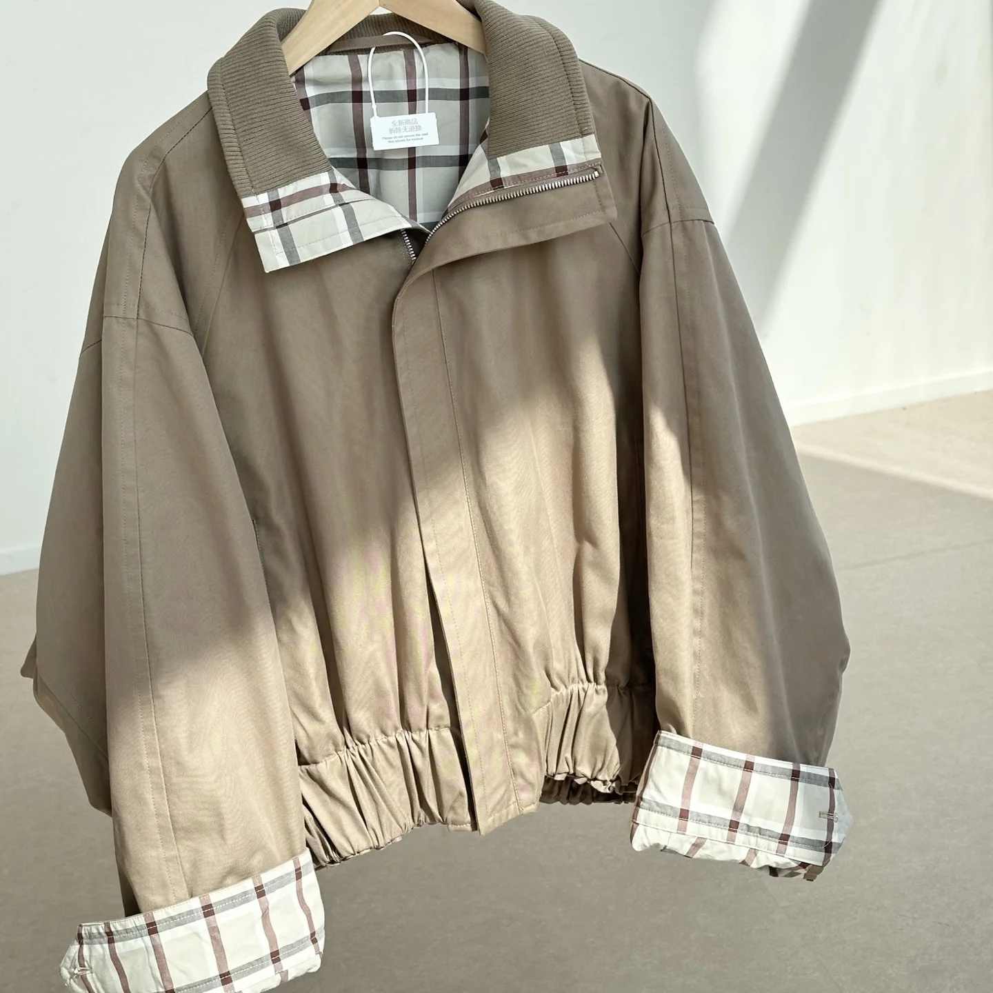 

Wood Giant 198W Retro Style Cotton Plaid Jacket Short Batwing Sleeve Show Piece Women's Fashion Outerwear Autumn 2025