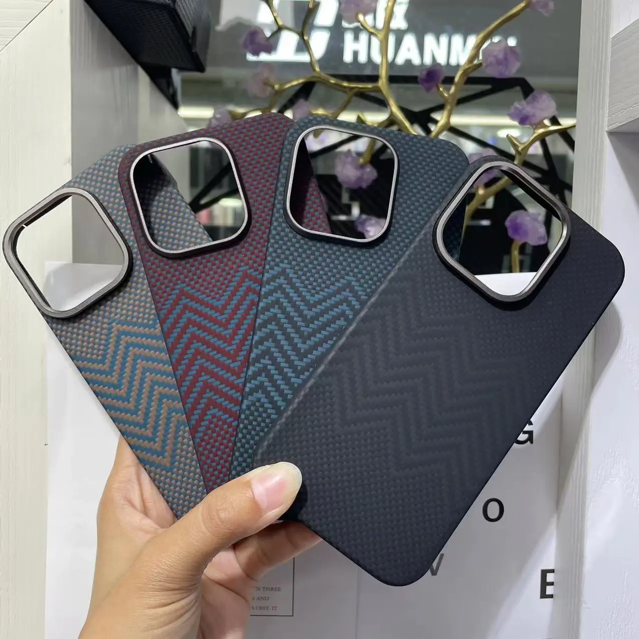 

Applicable to iPhone14promax Kevlar mobile phone case aramidst fiber protective case Apple 15Pro protective case