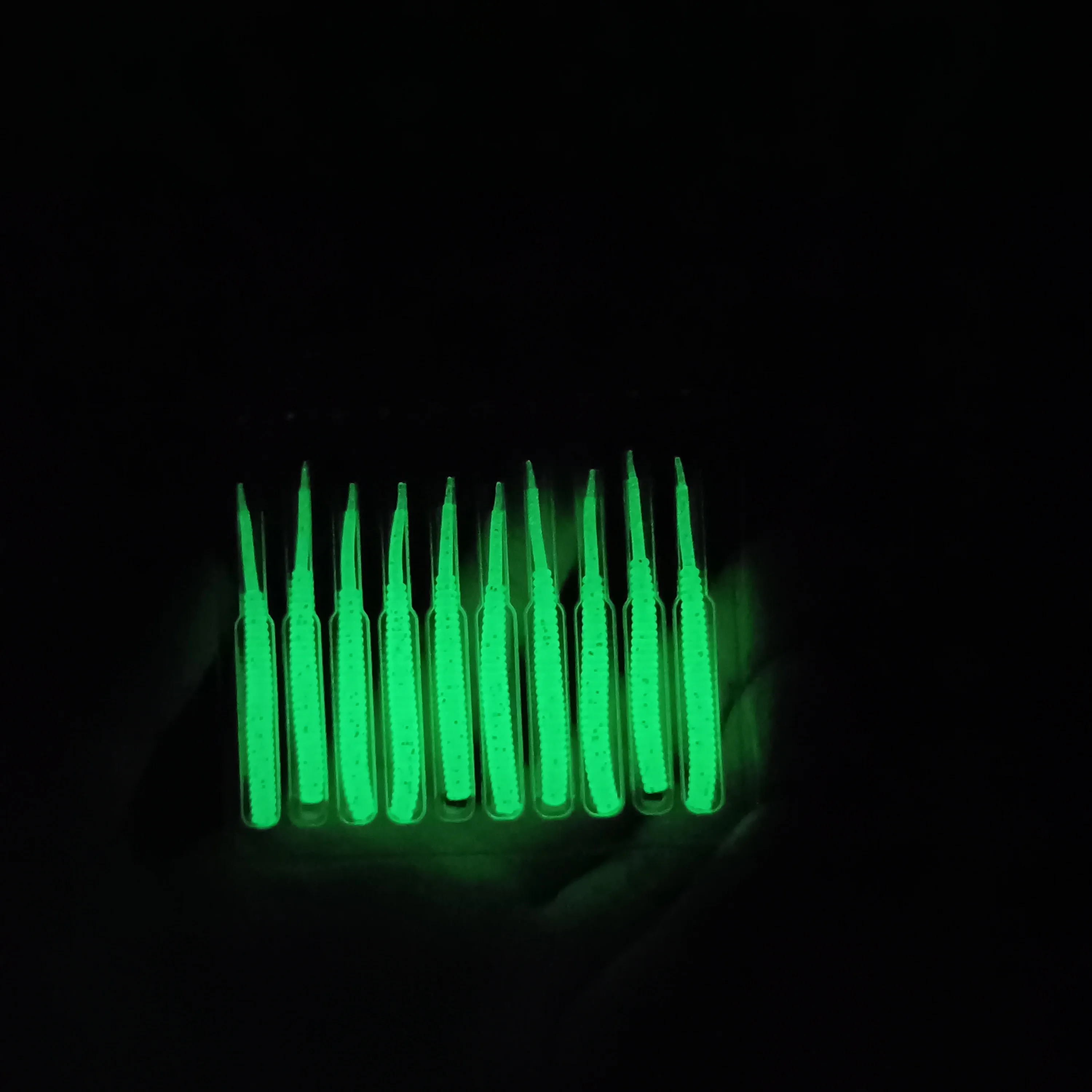 DUODUOYU 10 TEILE/LOS Kleine Weiche Angeln Locken 0,4g/40mm Wobbler Künstliche Nadel Schwanz Silikon Köder Wurm köder Angelgerät – Detail 11