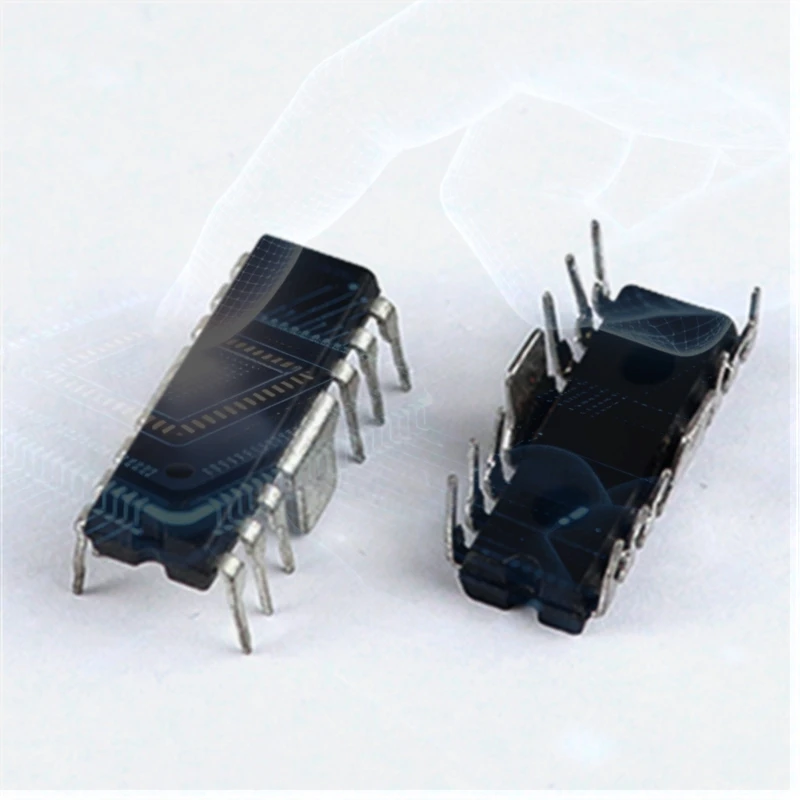 (5-10-20-30-100PCS) YD2025 DIP-12 YD2025H