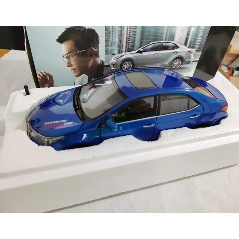 Diecast 1:18 Scale COROLLA 11th Generation Alloy Car Model Collection Souvenir Display Ornaments Vehicle Toy