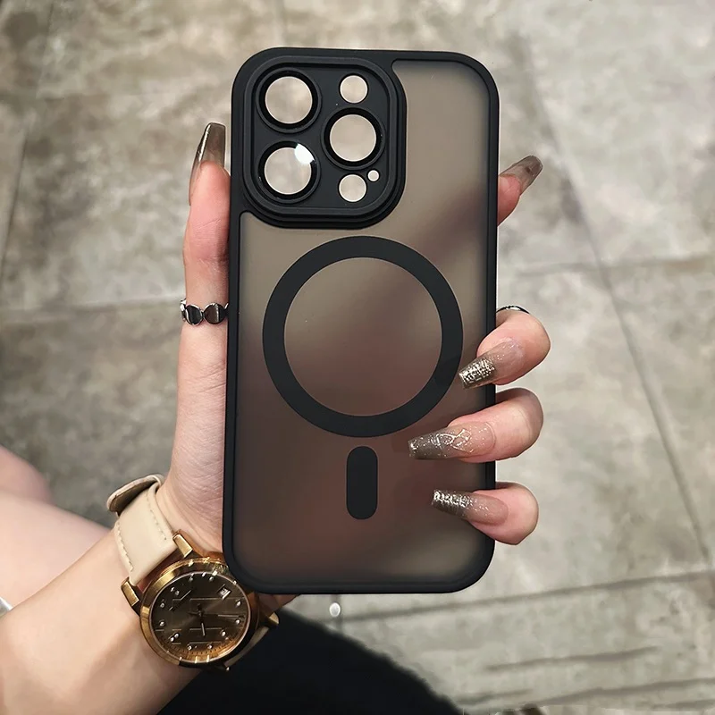 Рисунок 4 - Магнитный матовый полупрозрачный чехол для iPhone 17