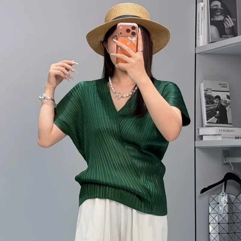  Pleated T-Shirt 2 Summer New Simple Casual Fashion Short Sleeve Loose Solid Color V-Neck Draped Elastic Women No-Iron Top