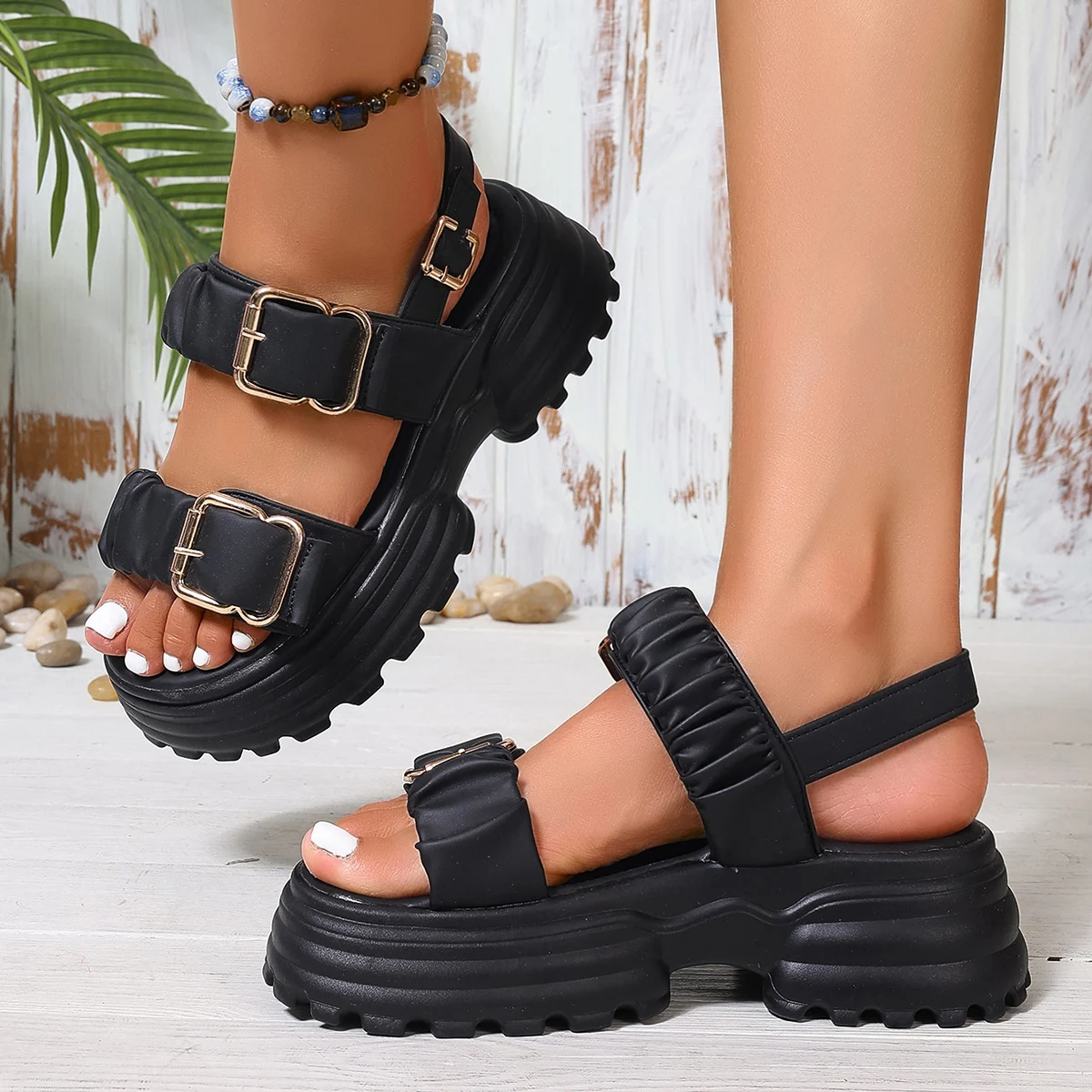 Women Sandals New Summer Leisure Shoes for Women Soft Sole Light Weight Flat Shoes Female Daily Walking Thick-soled Sandals view 5