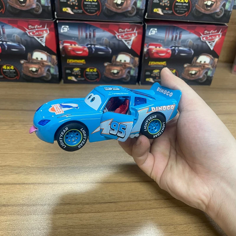 Disney Toy Story 3 Model Car Lightning Mcqueen Metal Diecast With Lights Inertial Pull-Back Wheel Spit Out Your Tongue Cars Toys