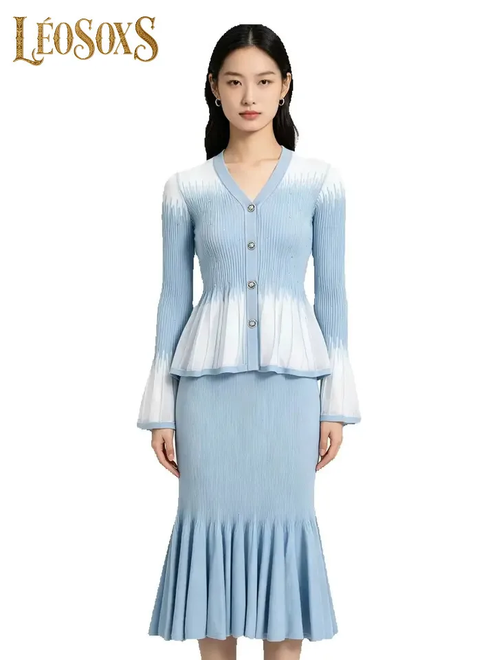 LEOSOXS High Quality Autumn New Fashionable Commuter Color Contrast Hot Diamond Knitted Women's Long Sleeve Top CoatSkirt Set