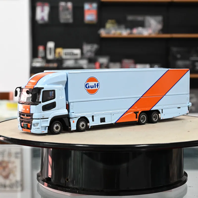 Diecast Tarmac Works 1:64 Scale Mitsubishi Fuso Super Great GULF Trailer Alloy Car Model