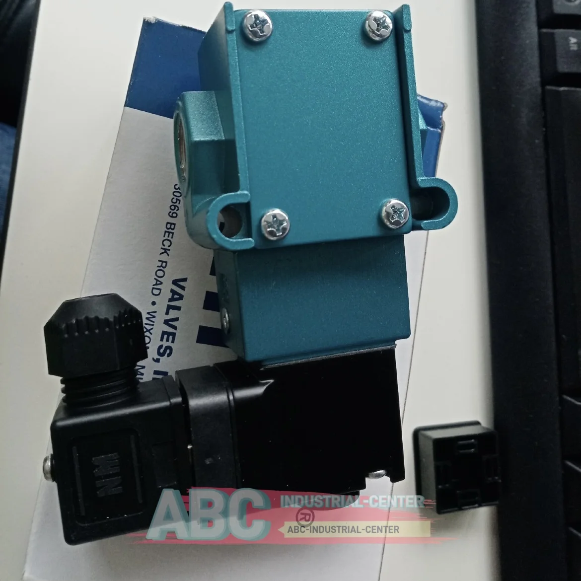 55B-12-PI-511BA electron magnetic valve 55B-12-PI-611JA 100%NEW