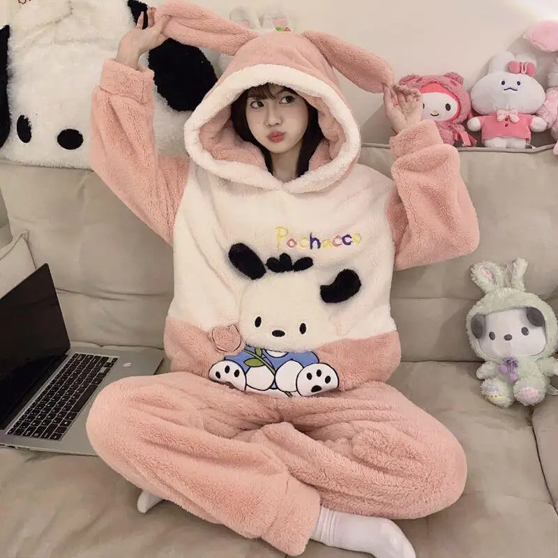 ชุดนอนกำมะหยี่ลายซินนามอโรล ซานริโอ้ สำหรับผู้หญิง ลายการ์ตูนเฮลโลคิตตี้ คุโรมิ แขนยาว อุ่นสบาย น่ารัก ชุดนอนเมโลดี้สำหรับสาวๆ