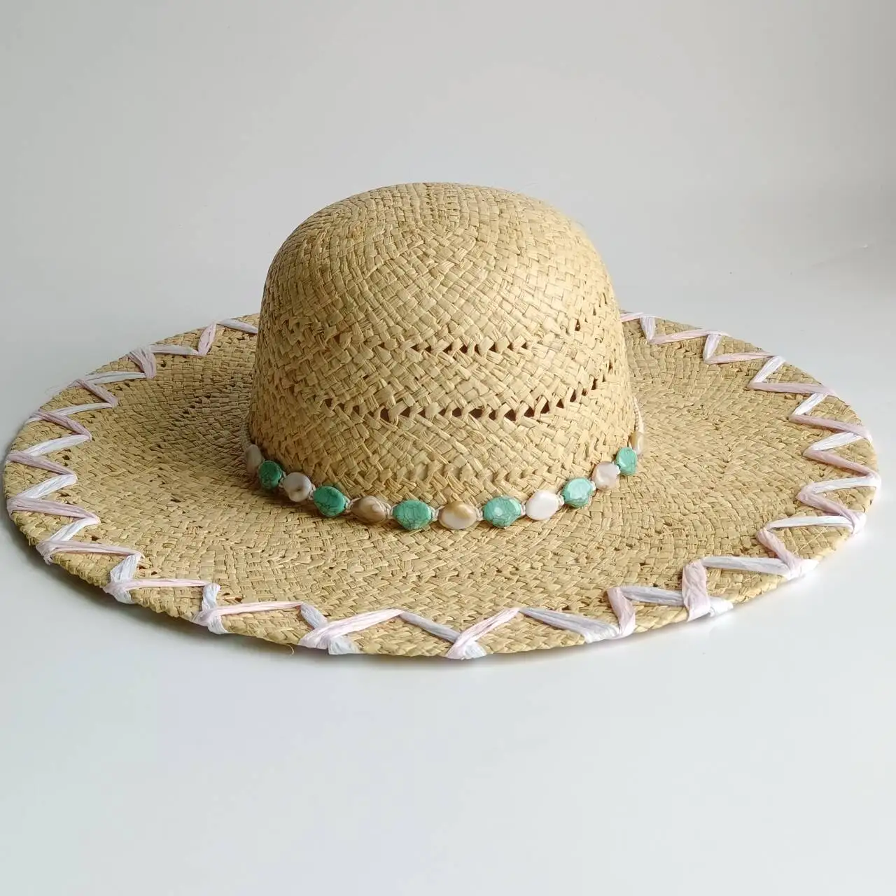 Straw Hat summer 100% Raffia Shell Accessories beach straw hat Women's Outdoor Travel Jazz Top sun hat  hat for woman