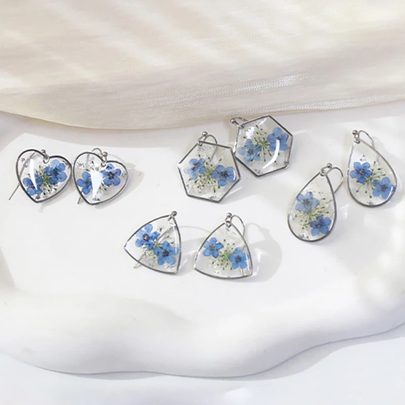 Unique Forget-me-not Real Flower Earring Epoxy Resin Natural Blue Flower Earring Women Elegant Floral Earring Statement Jewelry