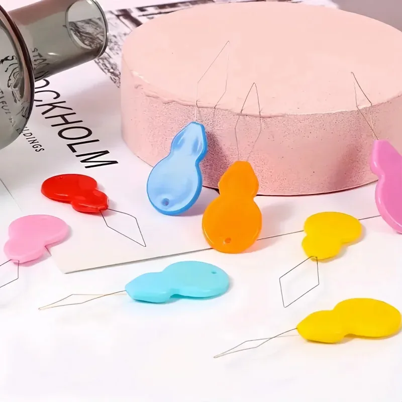 10-100Pcs Needle Threader Elderly Guide Easy Device Thread Punch Needle DIY Sewing Tools Handmade Sewing Accessories