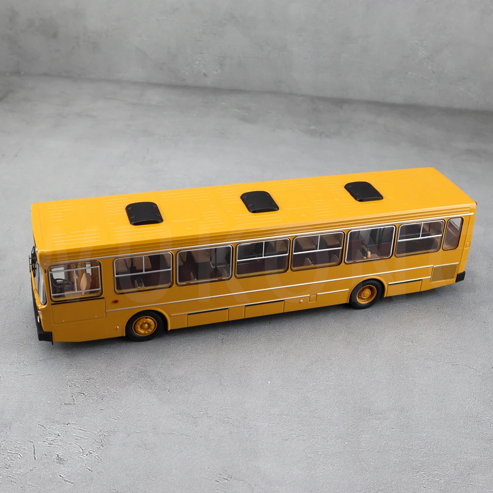 1/43 LIAZ 5256 Russian City Bus Models Diecast Model Car Gifts For Father Friends