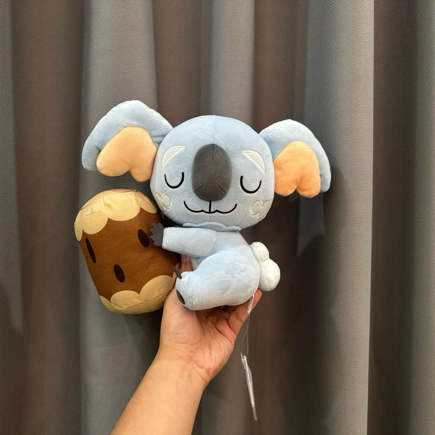 Pokémon Plush Toy - Fluffy Cuddle Series: Komala, Soothing Companion for Kids, Ideal Toy & Collectible Memorabilia