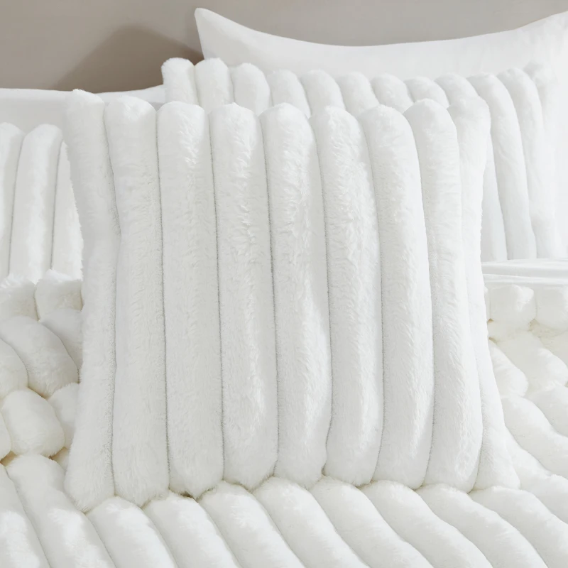 Everett Channel Bettdecken-Set aus Kunstfell, weiß, 4-teilig, komplett/QN