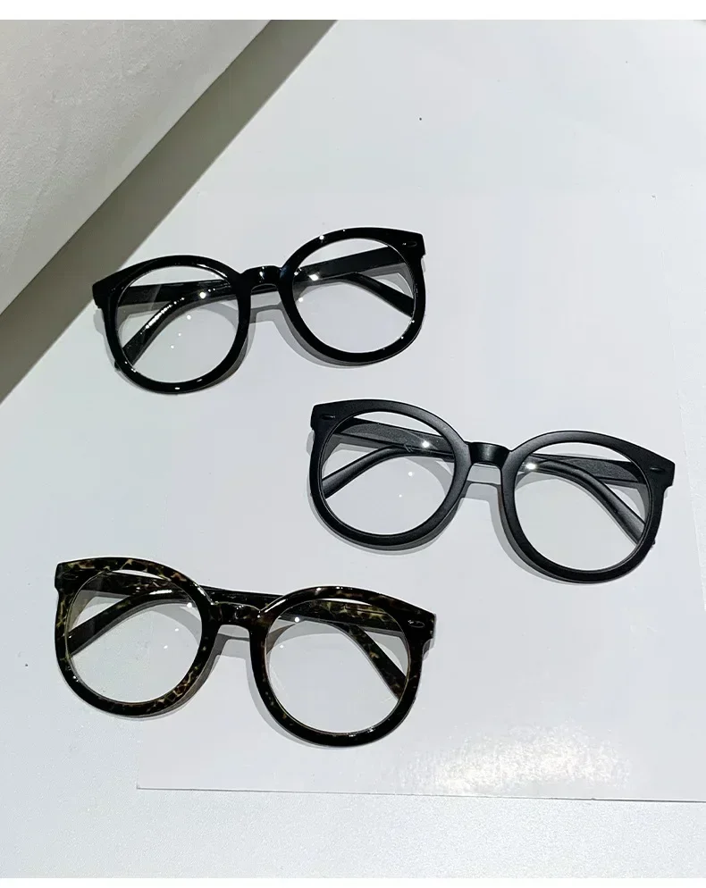 Retro-Lesebrille mit quadratischem Gestell, luxuriöse Brille für Weitsichtigkeit für Damen und Herren, Presbyopie-Brille, die für beide Geschlechter geeignet ist. – Detail 4