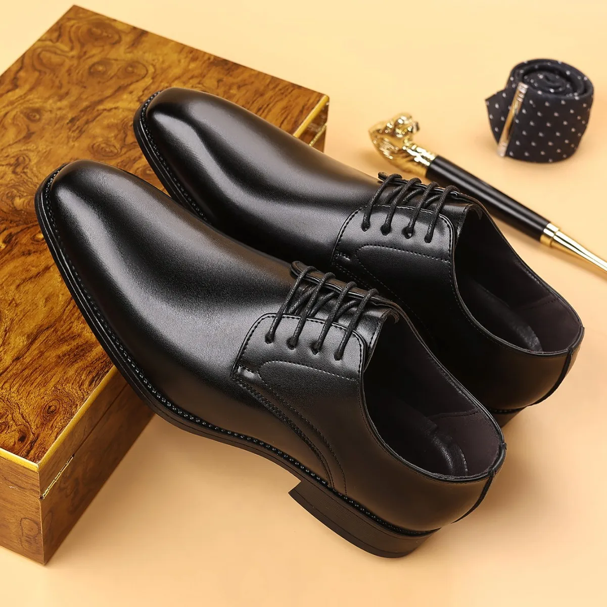 Large size fashionable men's office formal shoes low cut daily comfortable pointed multifunctional men's wedding men's shoes