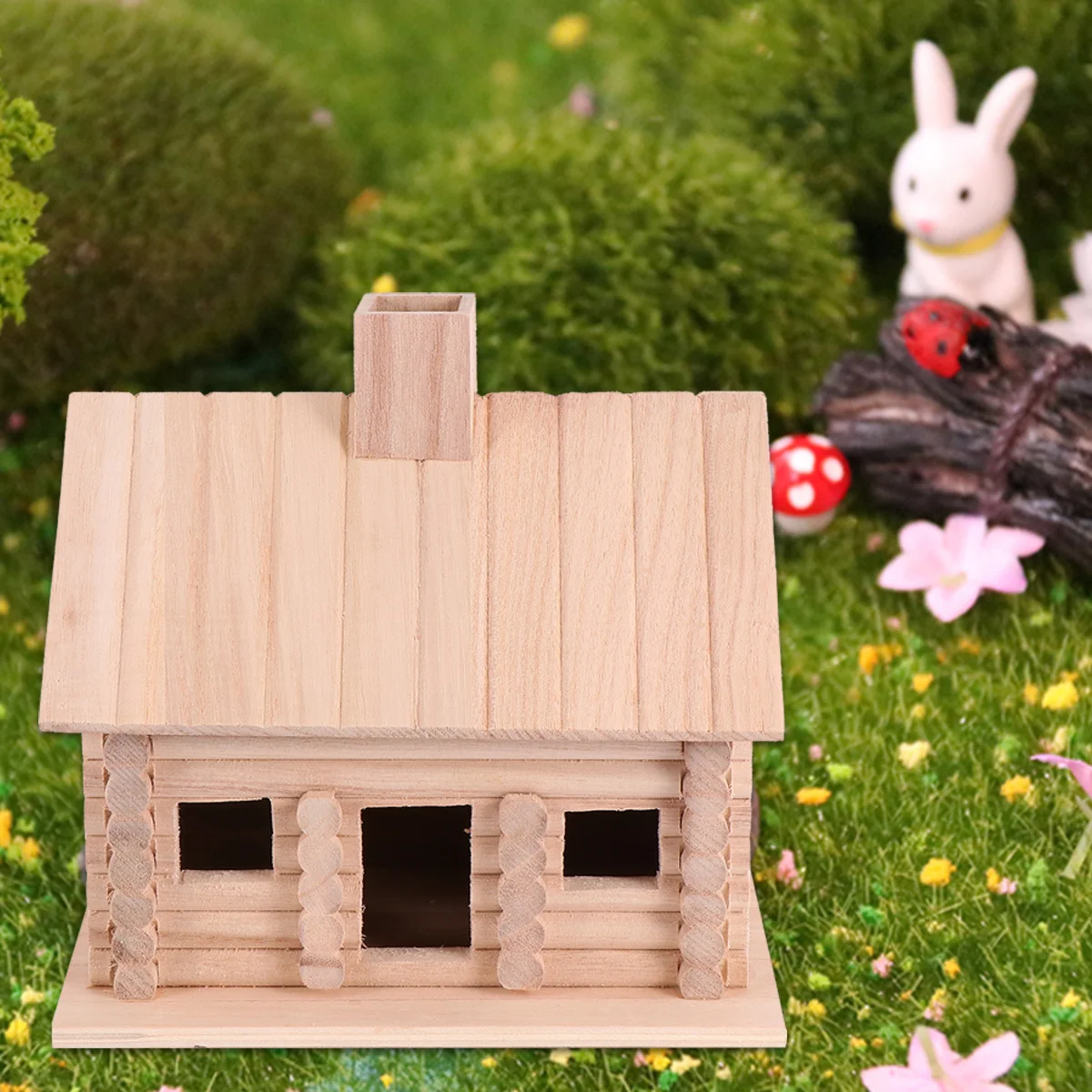 

Delicate Wooden Birdhouse Comfortable Living Place for Pet Birds Outdoor Accessories Pine Bird Nest Decor Bird Nest