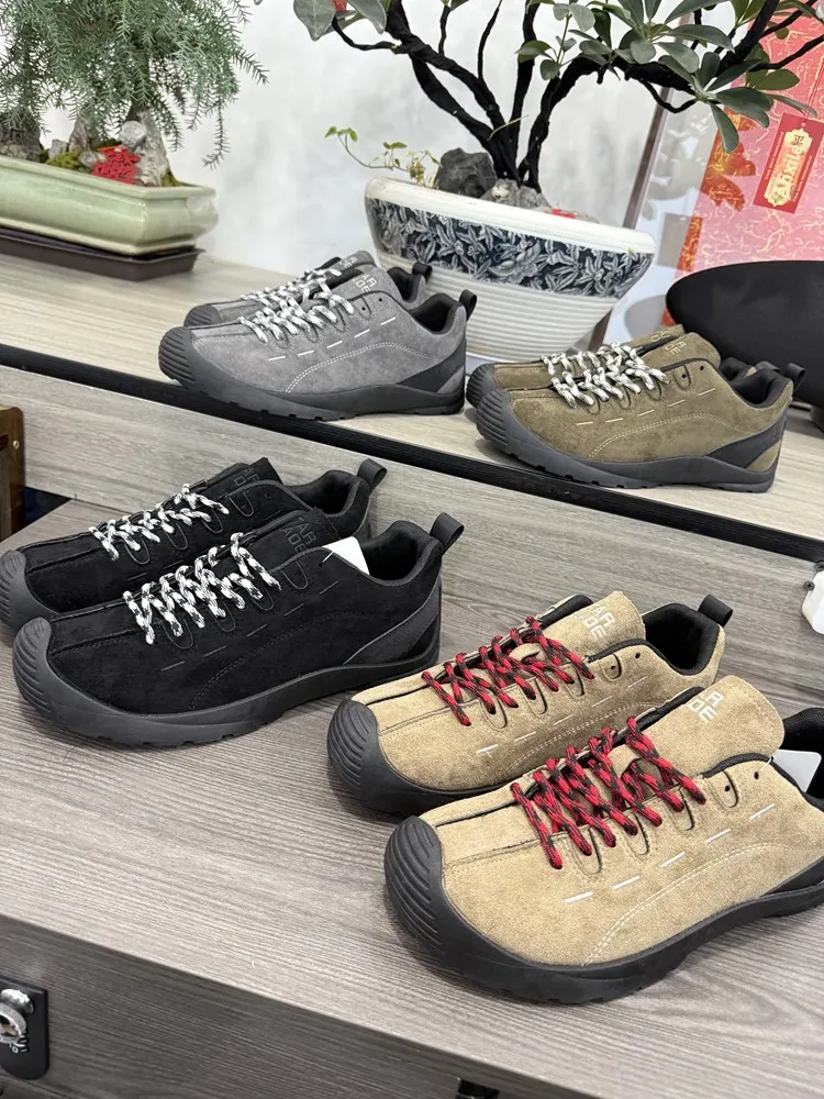 

Outdoor Mountain Series Anti-Slip Low-Top Men's Hiking Casual Shoes Lightweight Wear-Resistant Composite Suede Rubber Sole