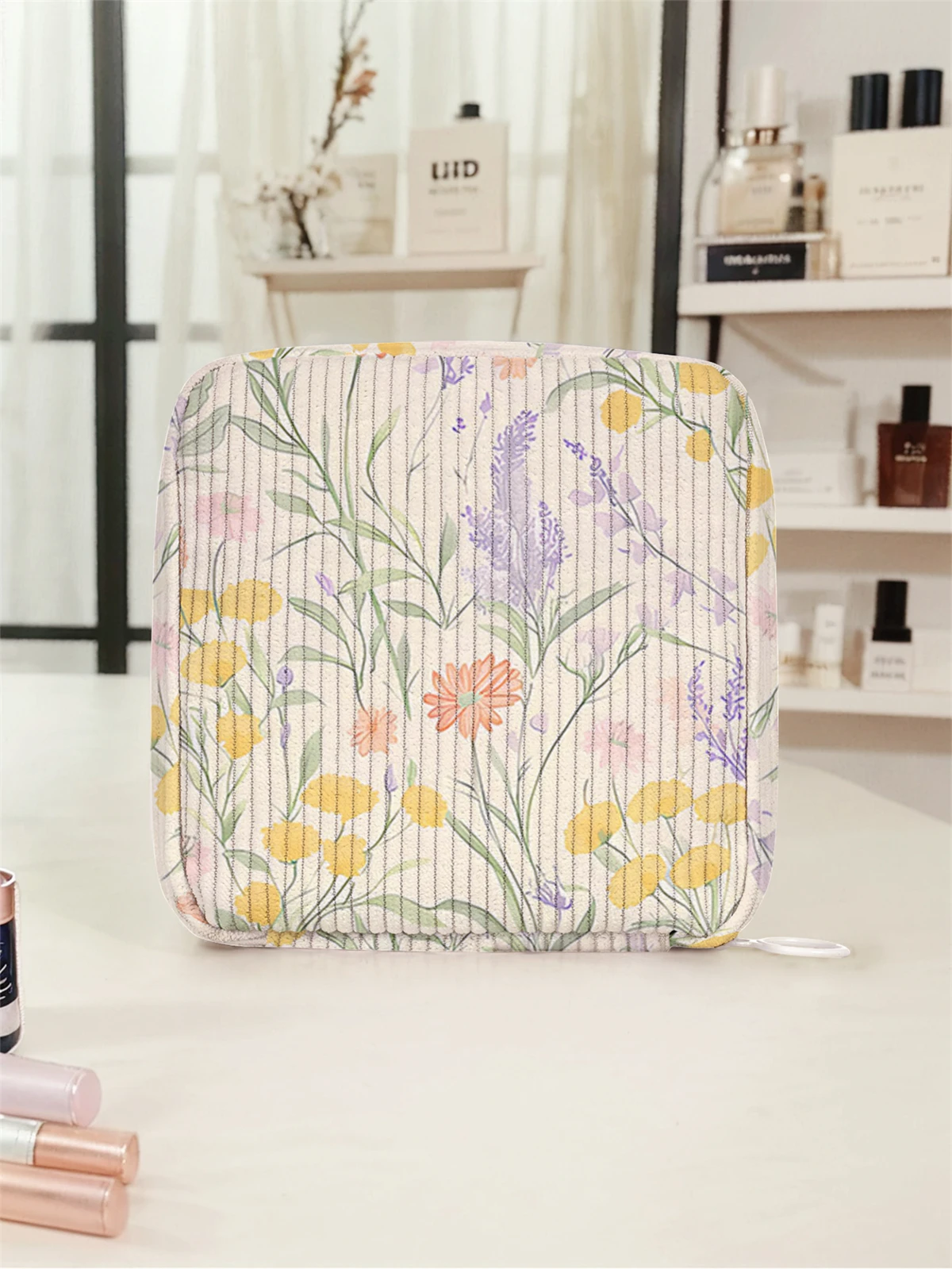 

Floral pattern printed sanitary napkin storage bag, women's lightweight tissue bag, sanitary tissue bag