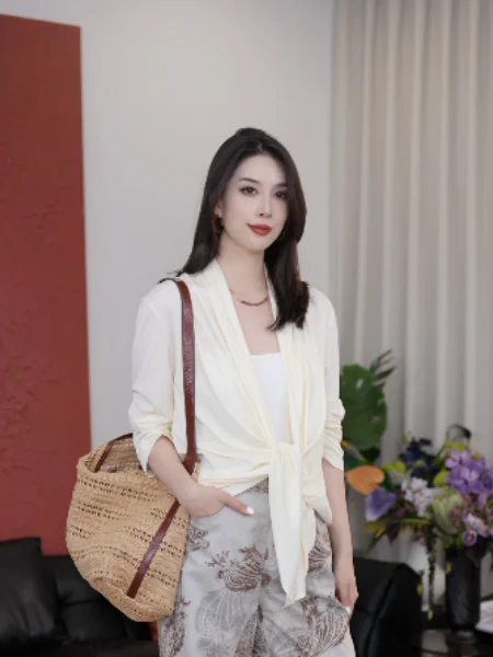 

Женский осенний кардиган Nana Tall DMX: свободный, тонкий, прохладный, повседневный, из дышащей ткани, с V-образным вырезом