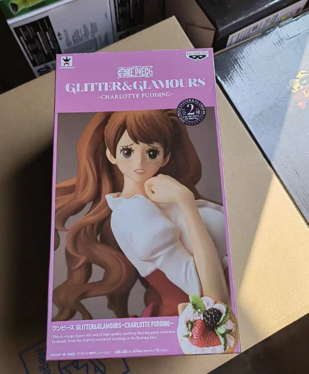 재고 있음 반다이 오리지널 애니메이션 원피스 샬롯 푸딩 액션 피규어 모델 장식 소년 수집 장난감 생일 크리스마스 선물
