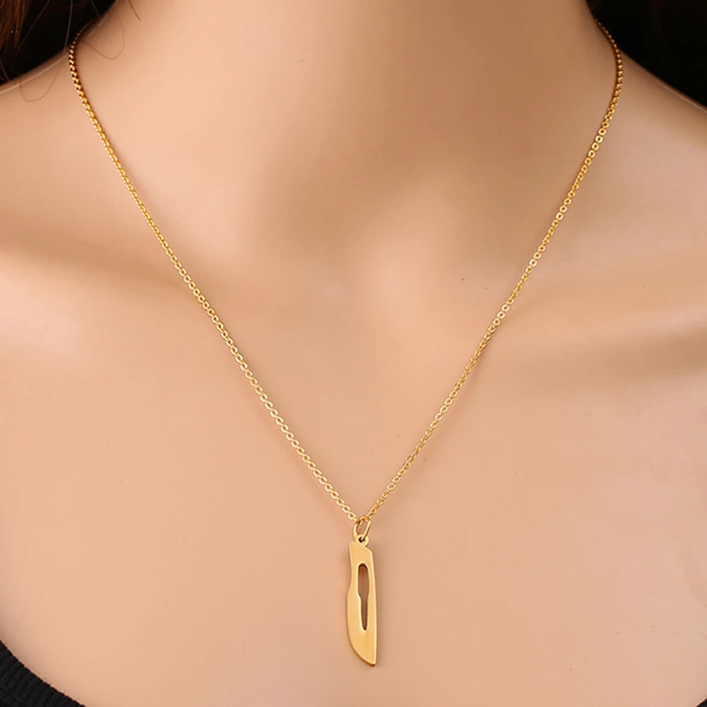 Hanreshe Hollow Scalpel Pendant Necklace Stainless Steel Medical Jewelry for Surgeon Doctor Nurse Neck Chain Gifts