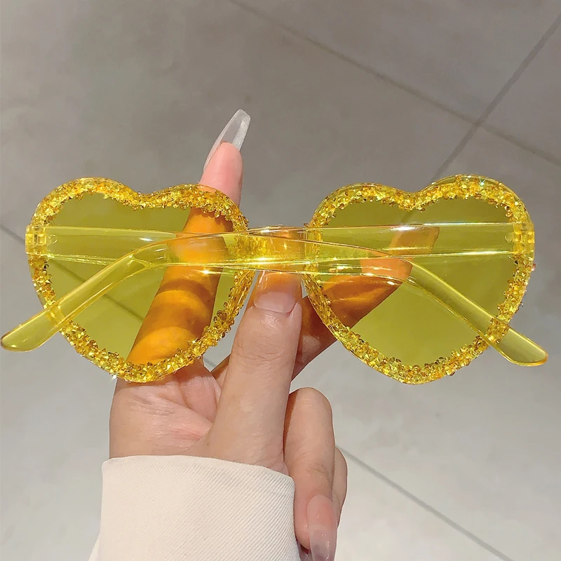KAMMPT Mode Marke Kristall Shiny Shades Frauen Stilvolle Herz Dekor Trends Sonnenbrille Oversize Candy Farbe Strand Sonnenbrille – Detail 9
