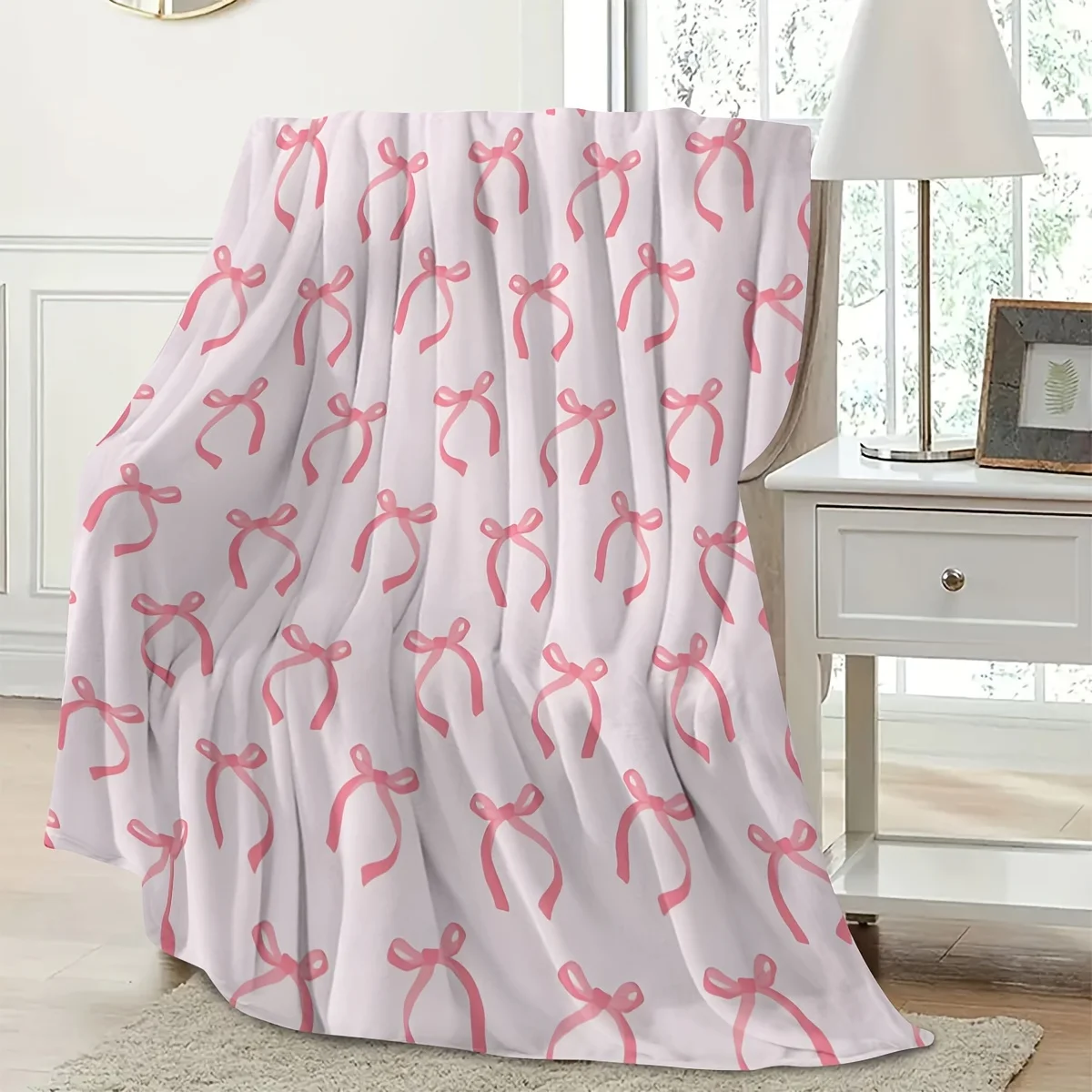 بطانية من الفلانيل مطبوعة على شكل فيونكة وردية رائعة مناسبة لتعزيز حلاوة غرف النوم وليالي الأفلام المريحة المميزة