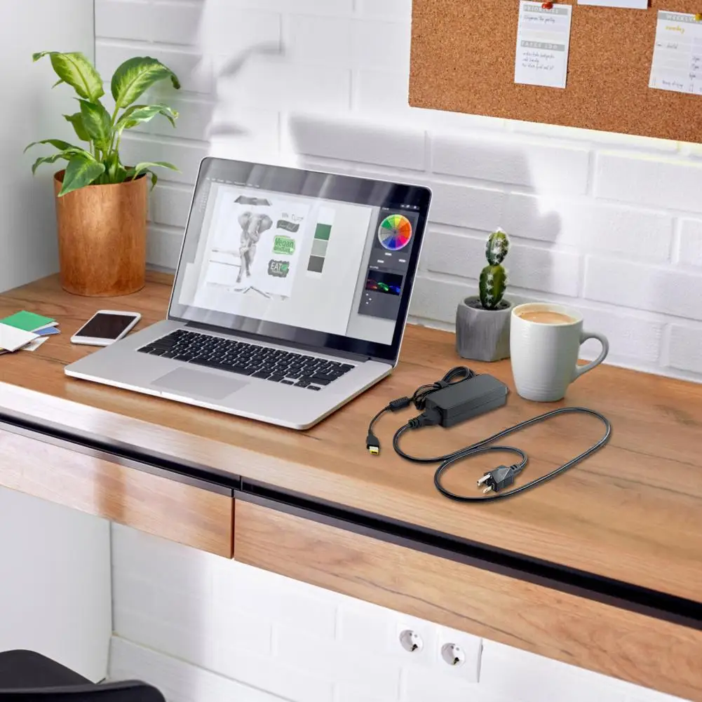 Notebook Charger  Convenient High Speed Portable  Plug And Play Notebook Charger