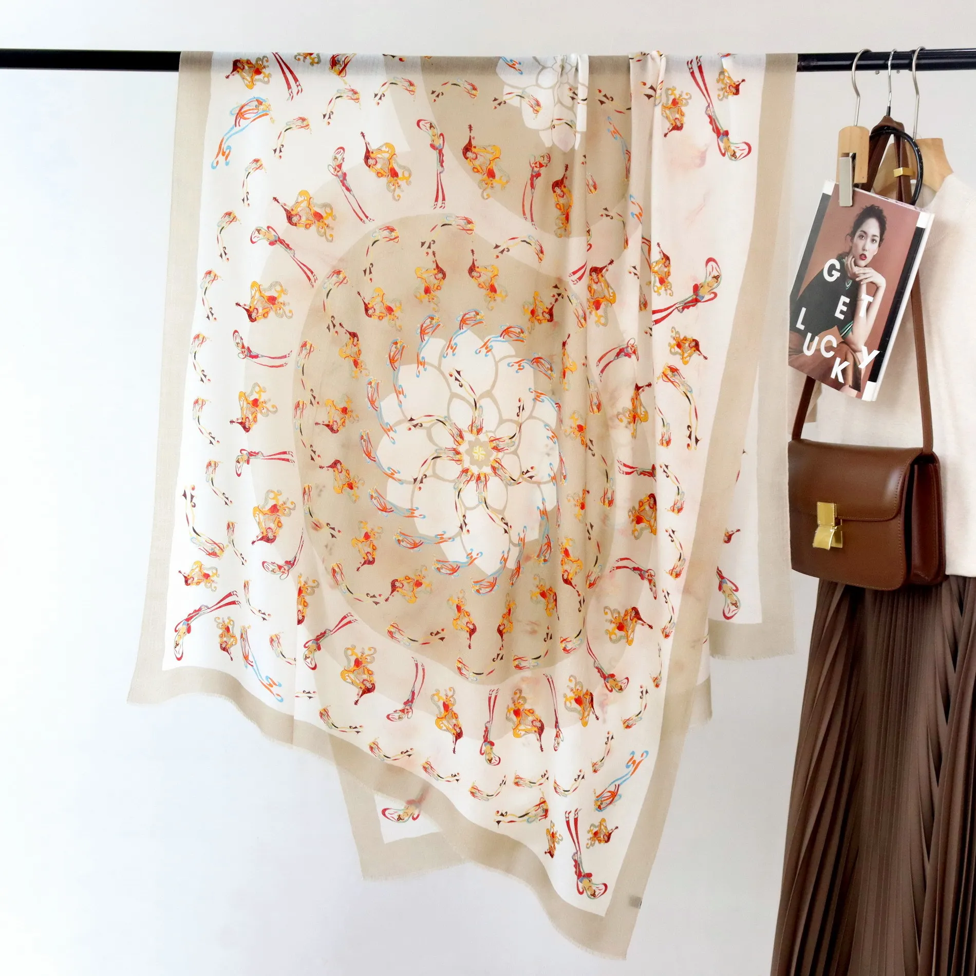 

High-end and Elegant Women's Fine Dunhuang Fairy Print Quality Water-soluble Wool Handmade Fringe Warm Soft Long Scarf Shawl