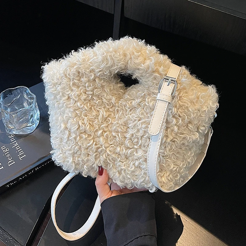 Borse a tracolla semplici in tinta unita Borsa a tracolla singola in lana d'agnello elegante femminile Borsa versatile autunnale e invernale per le donne