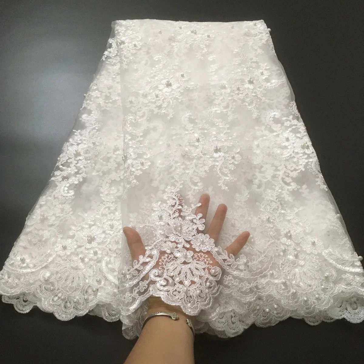 

White African Lace Fabric 2024 Embroidered Nigerian Lace Fabric High Quality Cord lace French Tulle Fabric Wedding L-W006A