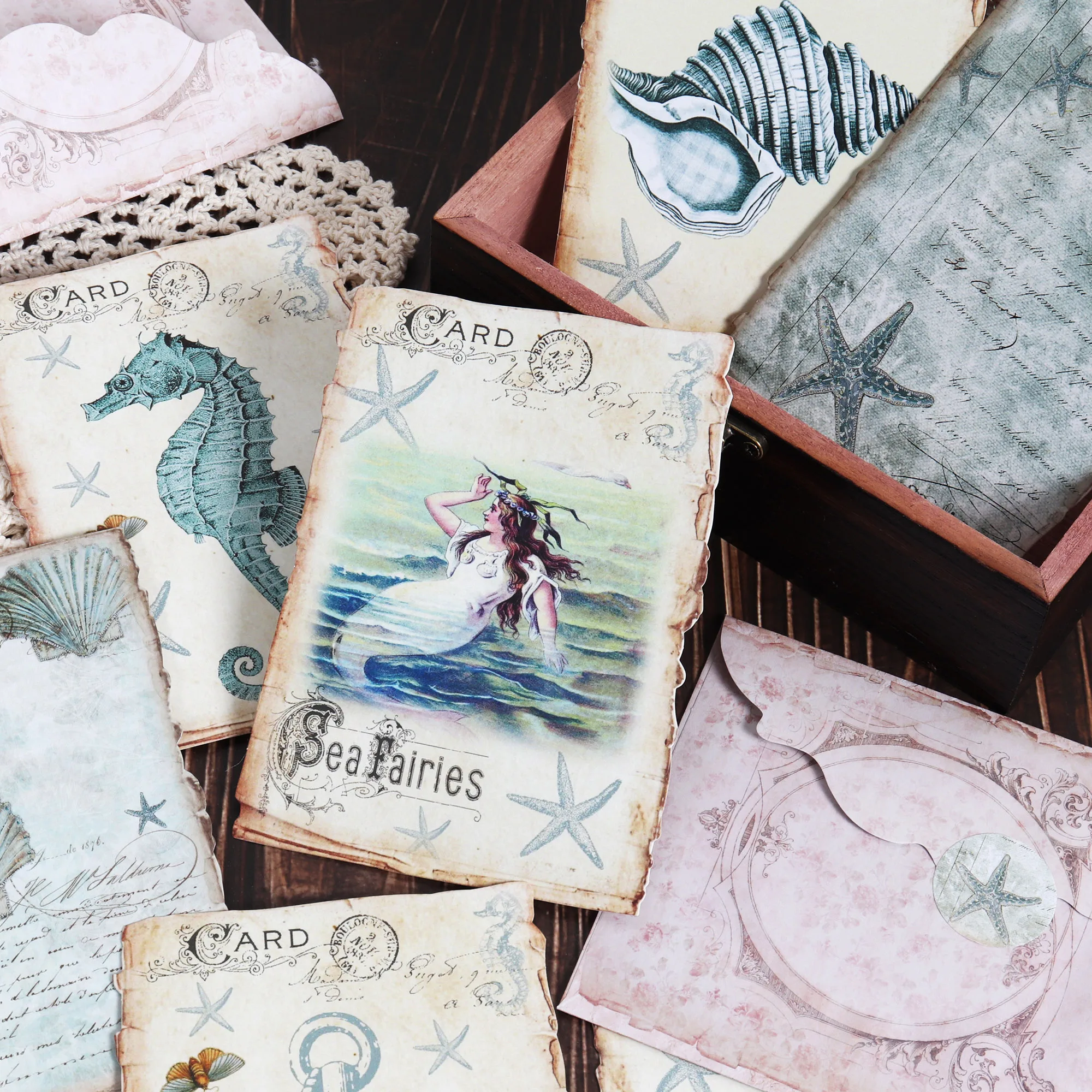 JAIIMAN, 64 ΠΏΡΠ΅Π΄ΠΌΠ΅ΡΠ° (Ρ ΠΊΠΎΠ½Π²Π΅ΡΡΠ°ΠΌΠΈ), Π²ΠΈΠ½ΡΠ°ΠΆΠ½ΡΠΉ ΠΎΠΊΠ΅Π°Π½ΡΠΊΠΈΠΉ Π½Π°Π±ΠΎΡ Π·Π°ΠΏΠΈΡΡΠ²Π°Π΅ΠΌΡΡ
ΠΎΡΠΊΡΡΡΠΎΠΊ ΡΠΏΠ΅ΡΠΈΠ°Π»ΡΠ½ΠΎΠΉ ΡΠΎΡΠΌΡ, Π±Π΅Π»ΡΠΉ ΠΊΠ°ΡΡΠΎΠ½, Π΄Π»Ρ ΡΠΊΡΠ°ΠΏΠ±ΡΠΊΠΈΠ½Π³Π°, ΠΏΠΎΠ΄Π΅Π»ΠΎΠΊ ΡΠ²ΠΎΠΈΠΌΠΈ ΡΡΠΊΠ°ΠΌΠΈ JAIIMAN, 64 ΠΏΡΠ΅Π΄ΠΌΠ΅ΡΠ° (Ρ ΠΊΠΎΠ½Π²Π΅ΡΡΠ°ΠΌΠΈ), Π²ΠΈΠ½ΡΠ°ΠΆΠ½ΡΠΉ ΠΎΠΊΠ΅Π°Π½ΡΠΊΠΈΠΉ Π½Π°Π±ΠΎΡ Π·Π°ΠΏΠΈΡΡΠ²Π°Π΅ΠΌΡΡ
ΠΎΡΠΊΡΡΡΠΎΠΊ ΡΠΏΠ΅ΡΠΈΠ°Π»ΡΠ½ΠΎΠΉ ΡΠΎΡΠΌΡ, Π±Π΅Π»ΡΠΉ ΠΊΠ°ΡΡΠΎΠ½, Π΄Π»Ρ ΡΠΊΡΠ°ΠΏΠ±ΡΠΊΠΈΠ½Π³Π°, ΠΏΠΎΠ΄Π΅Π»ΠΎΠΊ ΡΠ²ΠΎΠΈΠΌΠΈ ΡΡΠΊΠ°ΠΌΠΈ