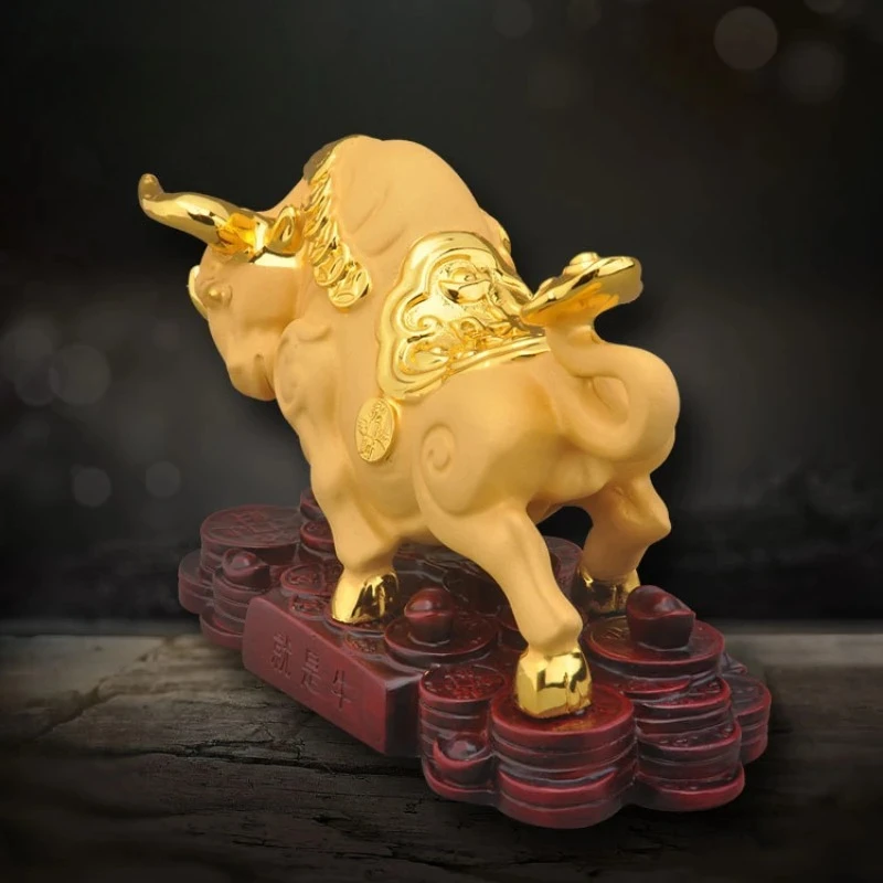 1pc Resin Treasure Bull Ornament Velvet Sand Gold Craftsmanship Automotive Ornaments Car Interior Decorations Office Decoration