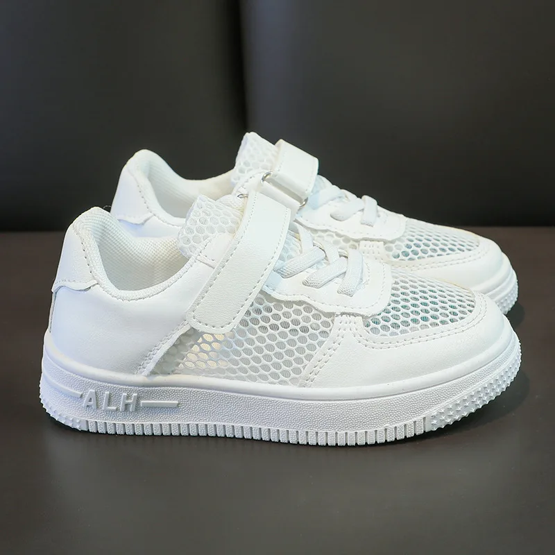 2026 Sneakers Kids Spring/Autumn New Boys Girls Sports Shoes Casual Board Shoes Leather Soft Soled Children Small White Shoes