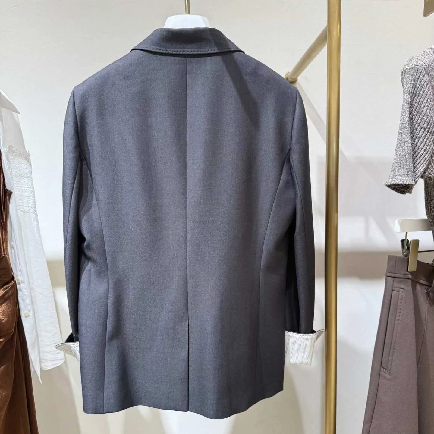 Elegant Wide-Leg Suit Jacket Women's New Autumn Commute Fashion Polyester Blend Long Sleeve Button Detail Color Block Cuff