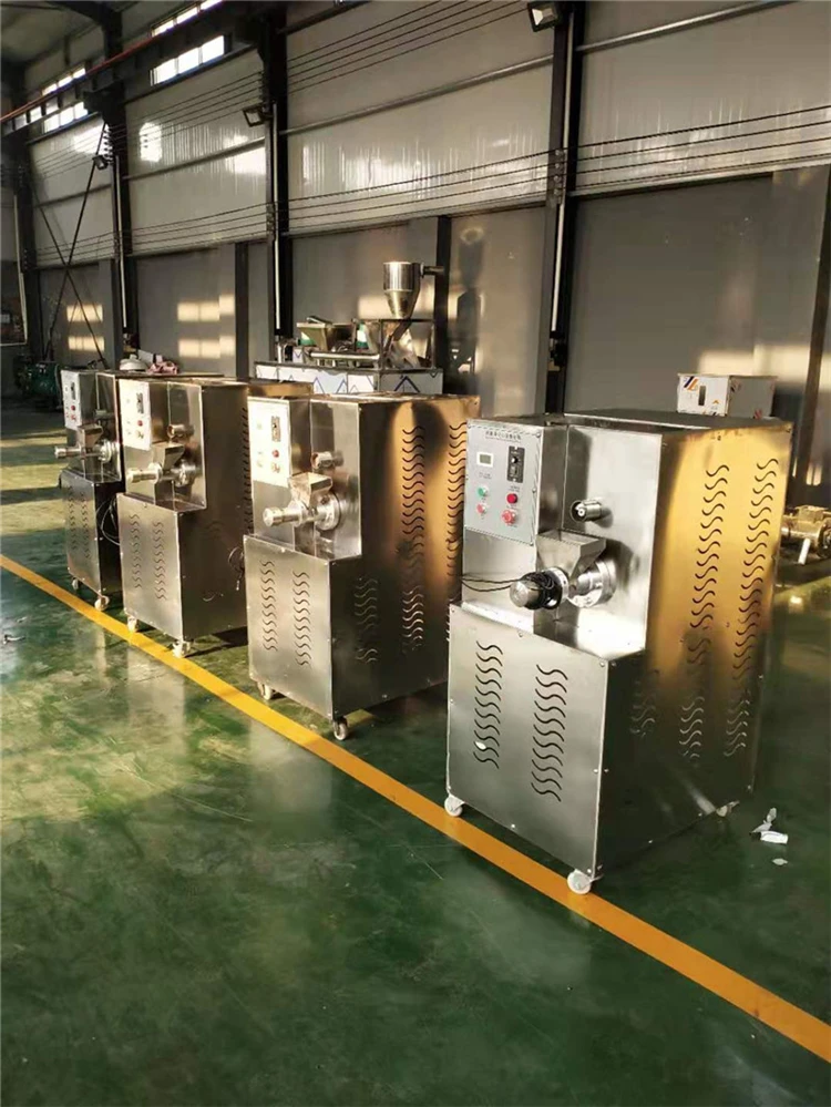 Macchina commerciale per soffiare bastoncini da passeggio per mais