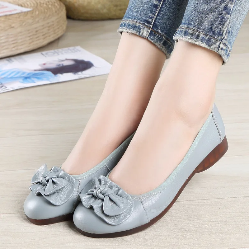 

Spring Autumn Women Genuine Leather Loafers Slip-on Flats Shoes Ladies Lightweight Casual Shoes Mother Breathable Shoes