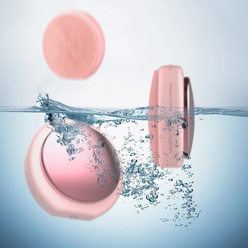 

2Pcs 2025 latest hot and cold waterproof electric cleansing brush portable silicone electric heating brush