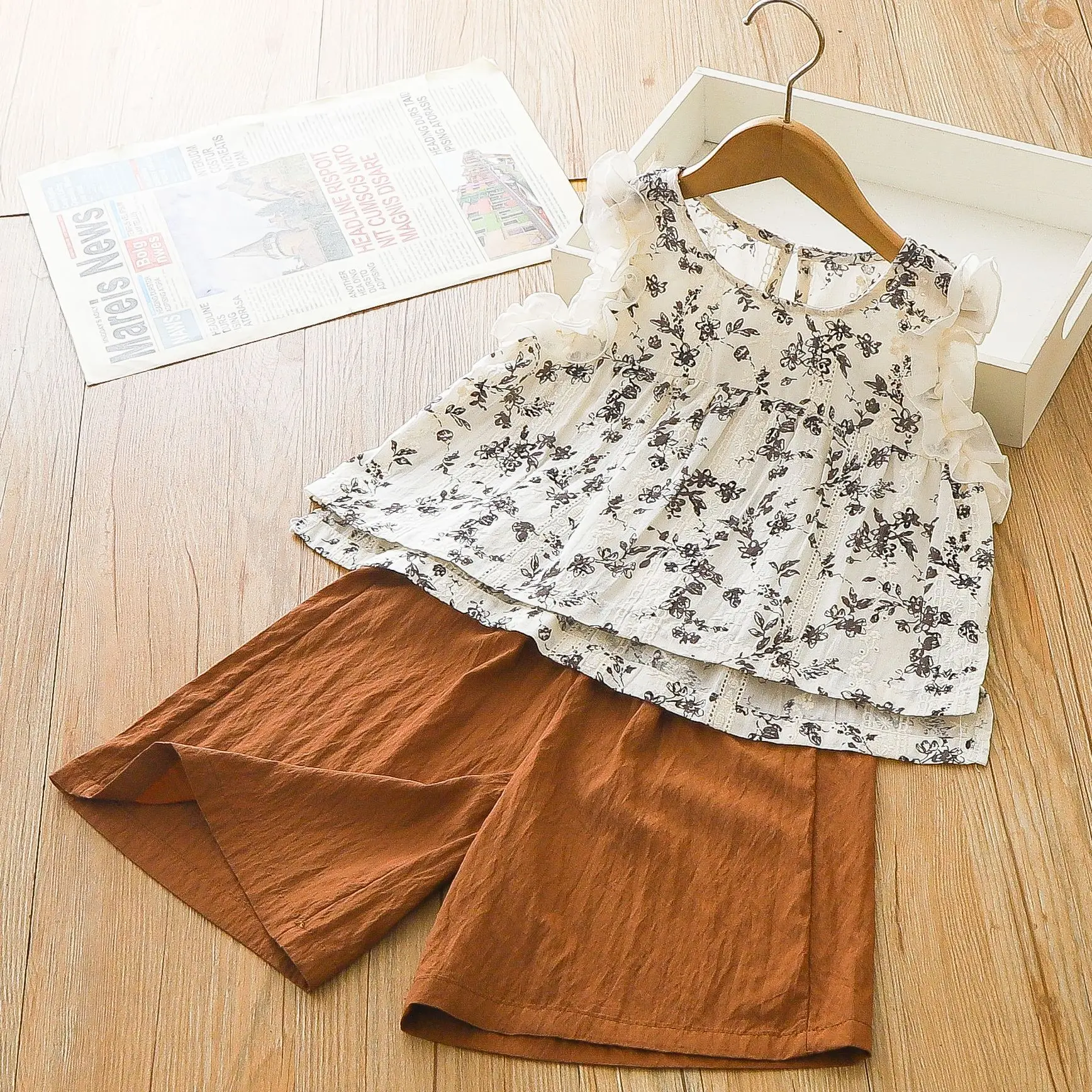 

2024 Summer girl suits floral vest doll shirt and wide-leg pants two-piece set