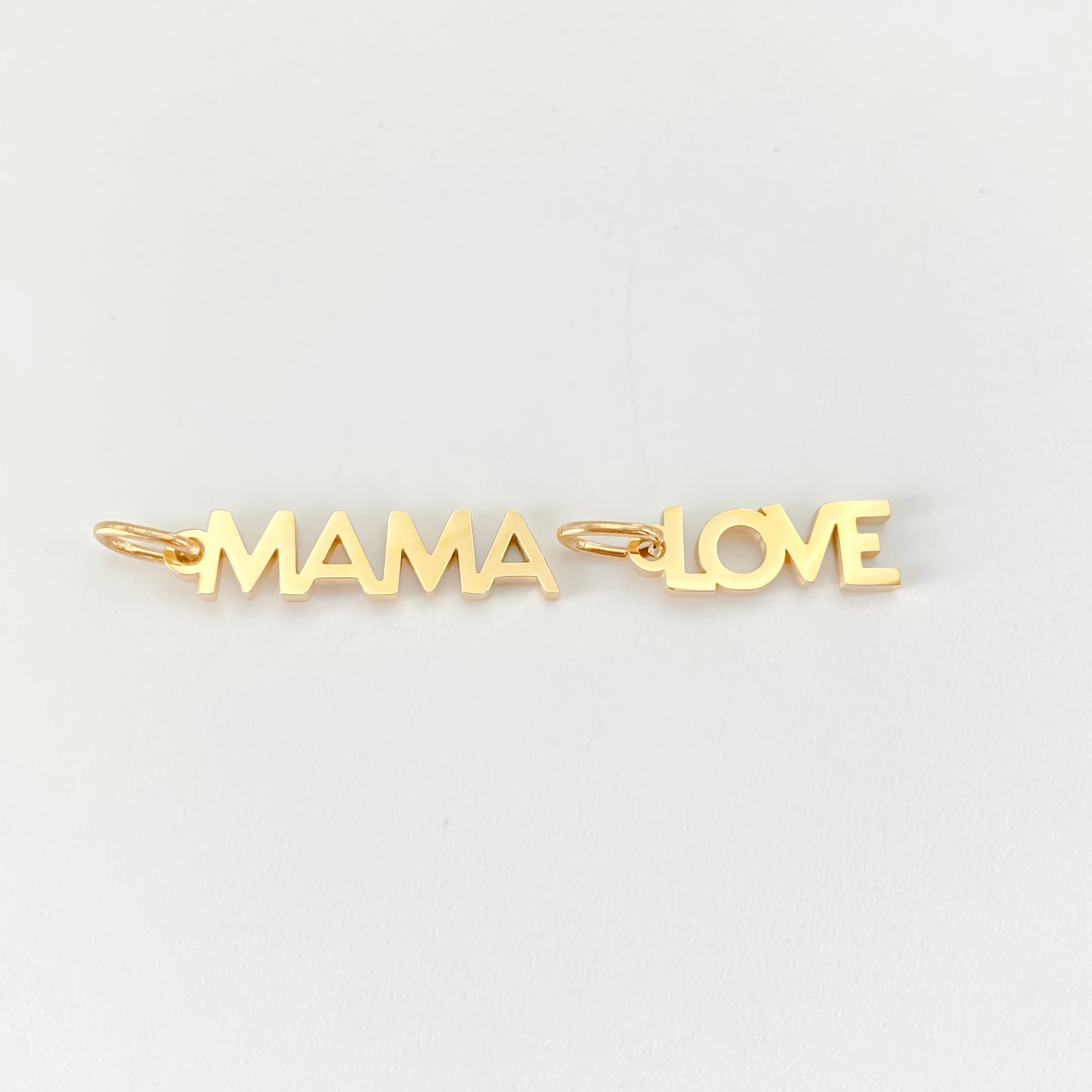 MAMA Love DIY Charms Stainless Steel Jewelry Accessories Letter Pendant Couple Souvenir Mother's Day Gift Factory Suppliers