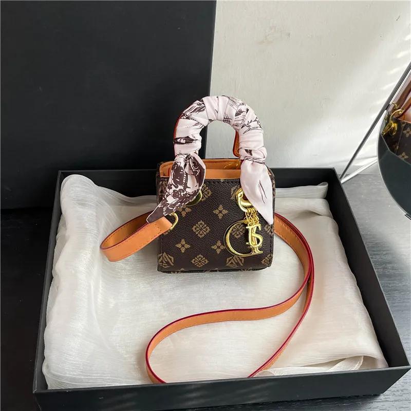 

Glamorous Compact Female Bag Handbag Mini Shoulder Bag Sophisticated Chic Accessory For Party Wear