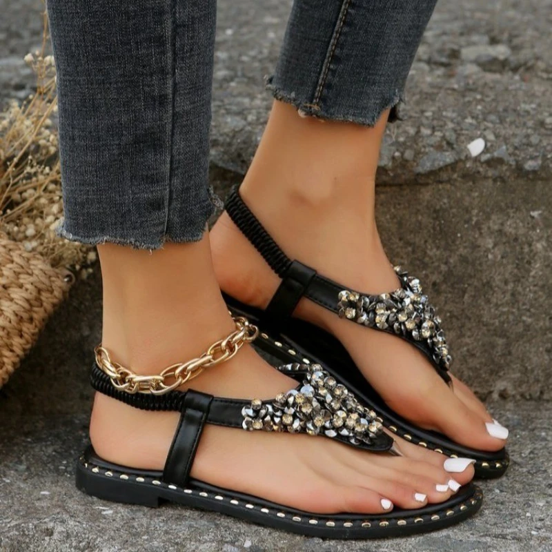 Women Sandals 2024 Summer New Classic Luxury Flip Flops Rhinestone Wearing Fashion Designer Sandals Lightweight Beach Shoes