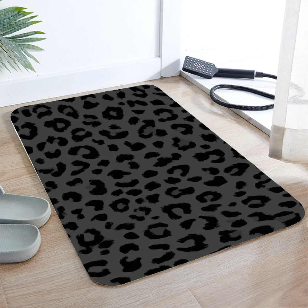 

VIKAMA Leopard Style Absorbent Wearable Kitchen Entryway Bathroom Diatomaceous Earth Floor Mats Home Decor.