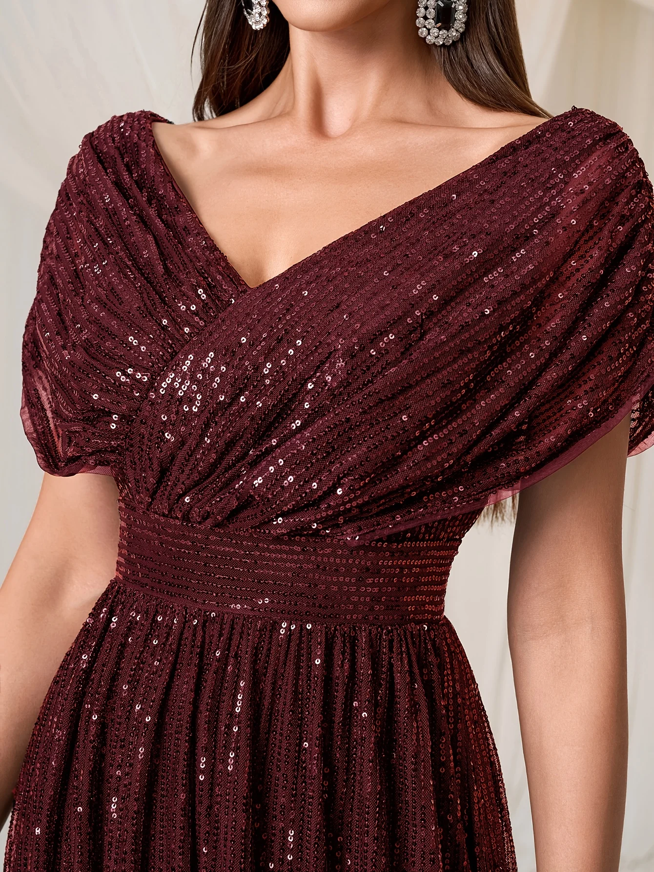 Vestido de noite feminino elegante com lantejoulas brilhantes – vestido de baile slim fit com decote em V duplo para casamentos e configurações formais,