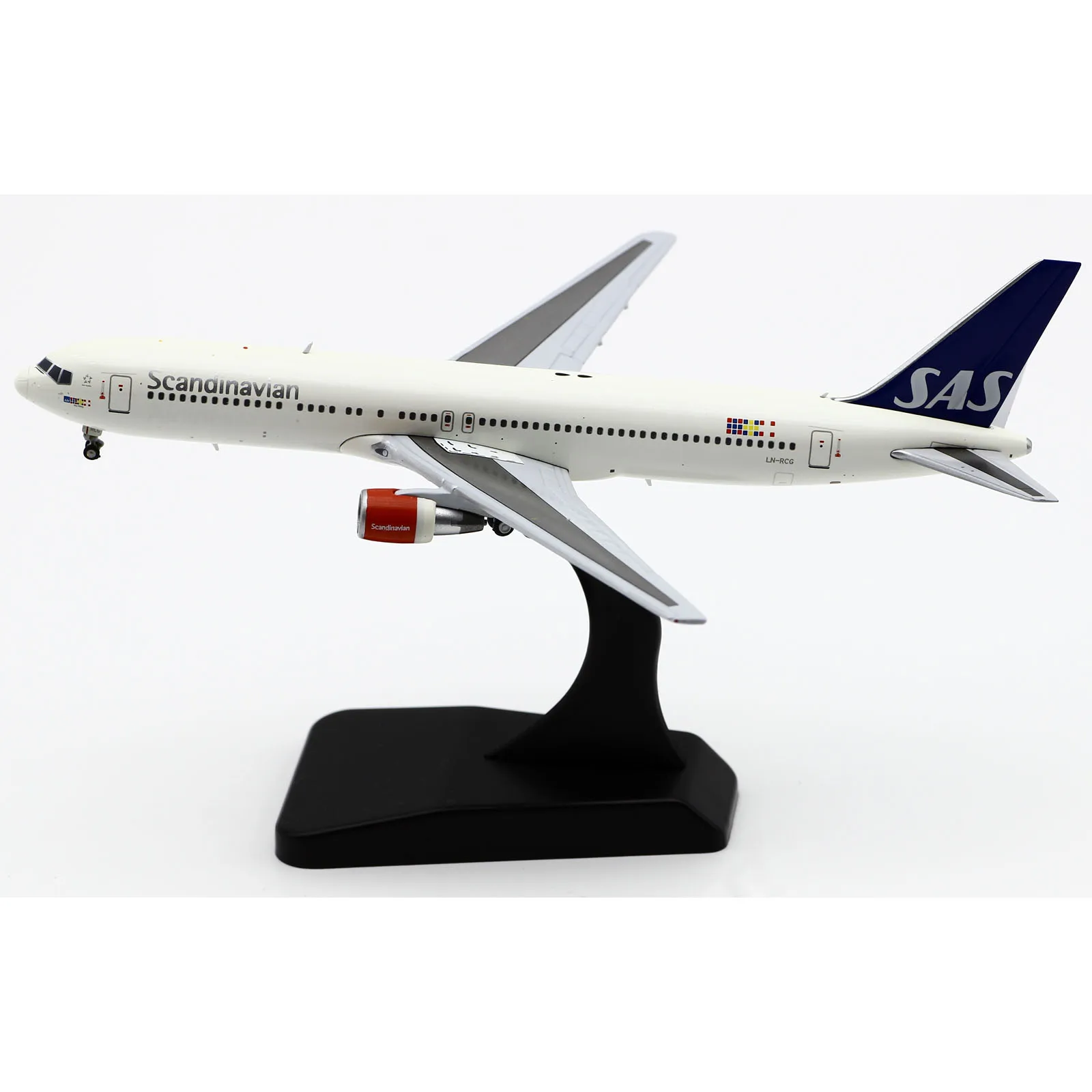 XX40029 Alloy Collectible Plane Gift JC Wings 1:400 Scandinavian Airlines SAS Boeing B767-300ER Diecast Aircraft Model LN-RCG