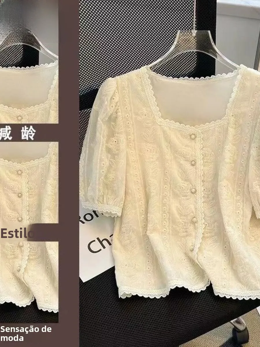 camisa-feminina-elegante-de-renda-bordada-verao-2026-com-gola-quadrada-decote-que-realca-a-clavicula-bolso-quadrado-moderno